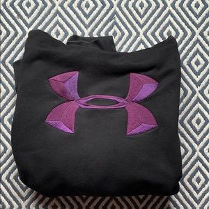 Large Under Armour Sweatshirt